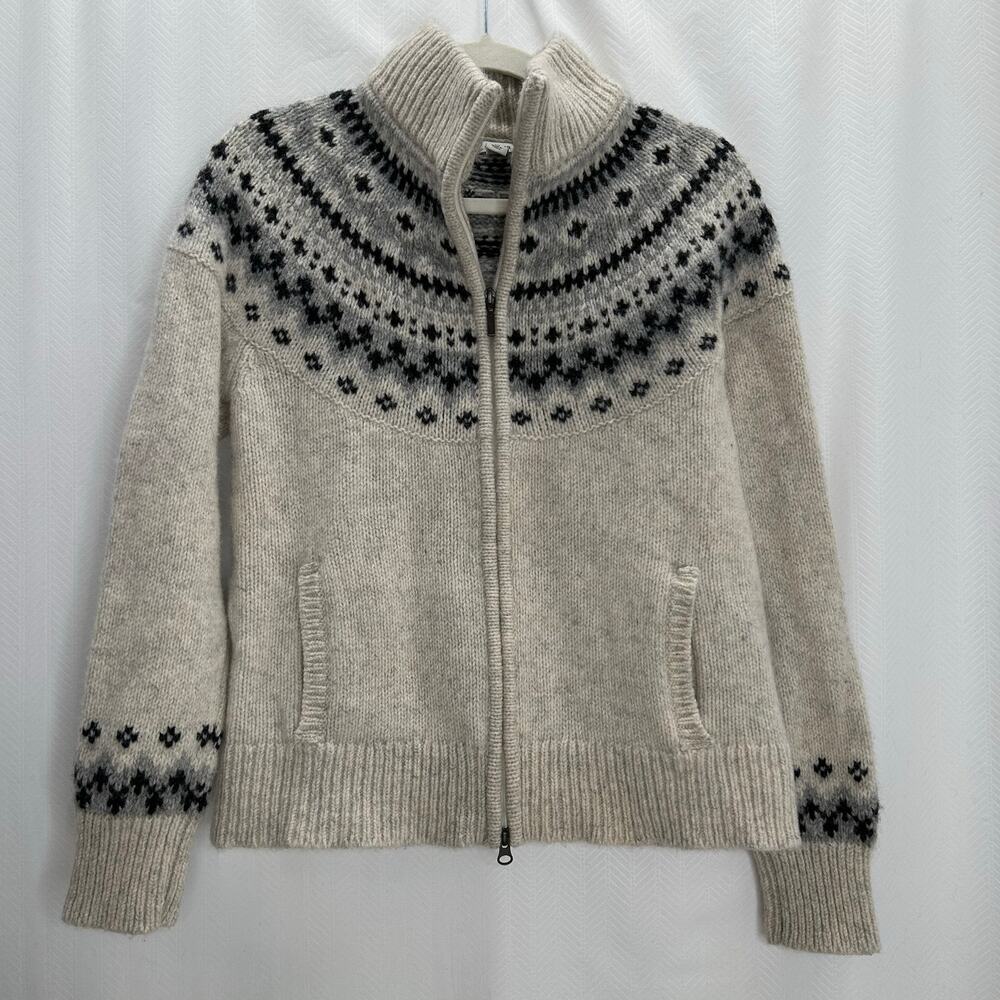L L Bean woman’s lambs wool cardigan fairisle zip up medium